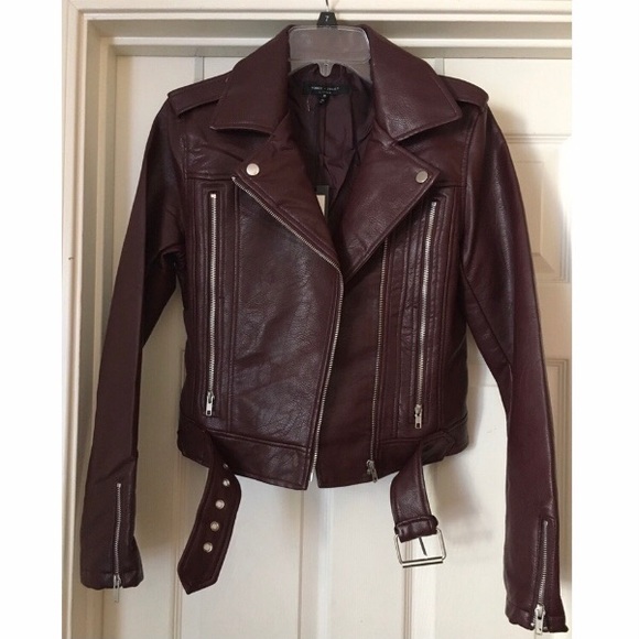 Romeo & Juliet Couture Jackets & Blazers - ROMEO & JULIET COUTURE Faux Leather Moto Jacket M NWT